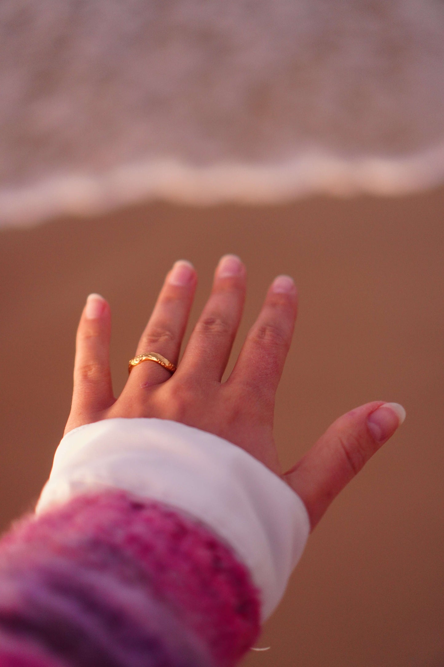 Wave Ring Structured