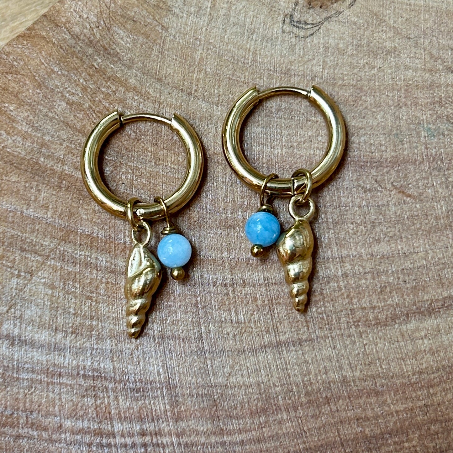 Screw Shell Earrings - Aquamarine