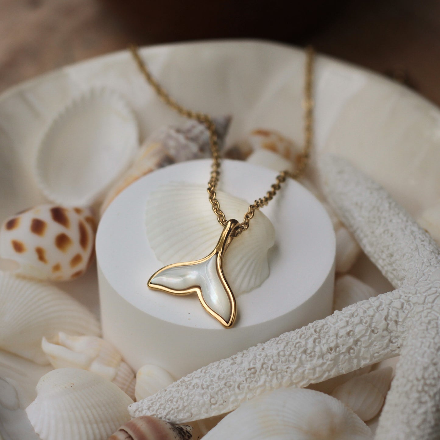 Golden Hours Necklace - Whale Tale
