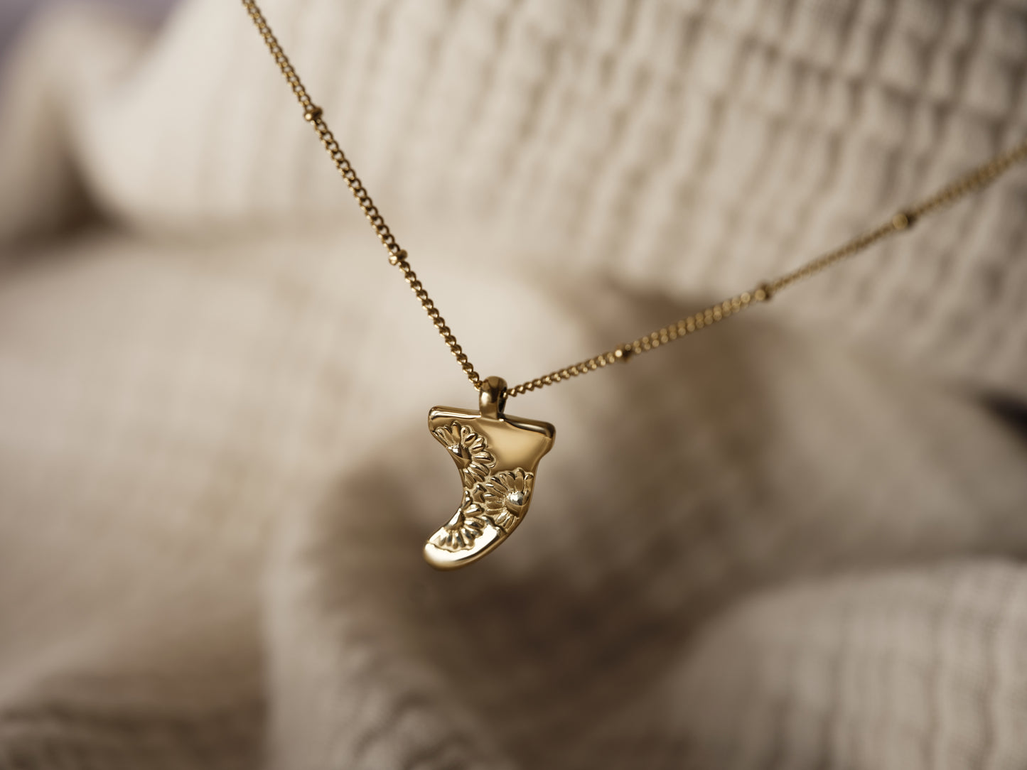 Surf fin Necklace Osealina Jewellery