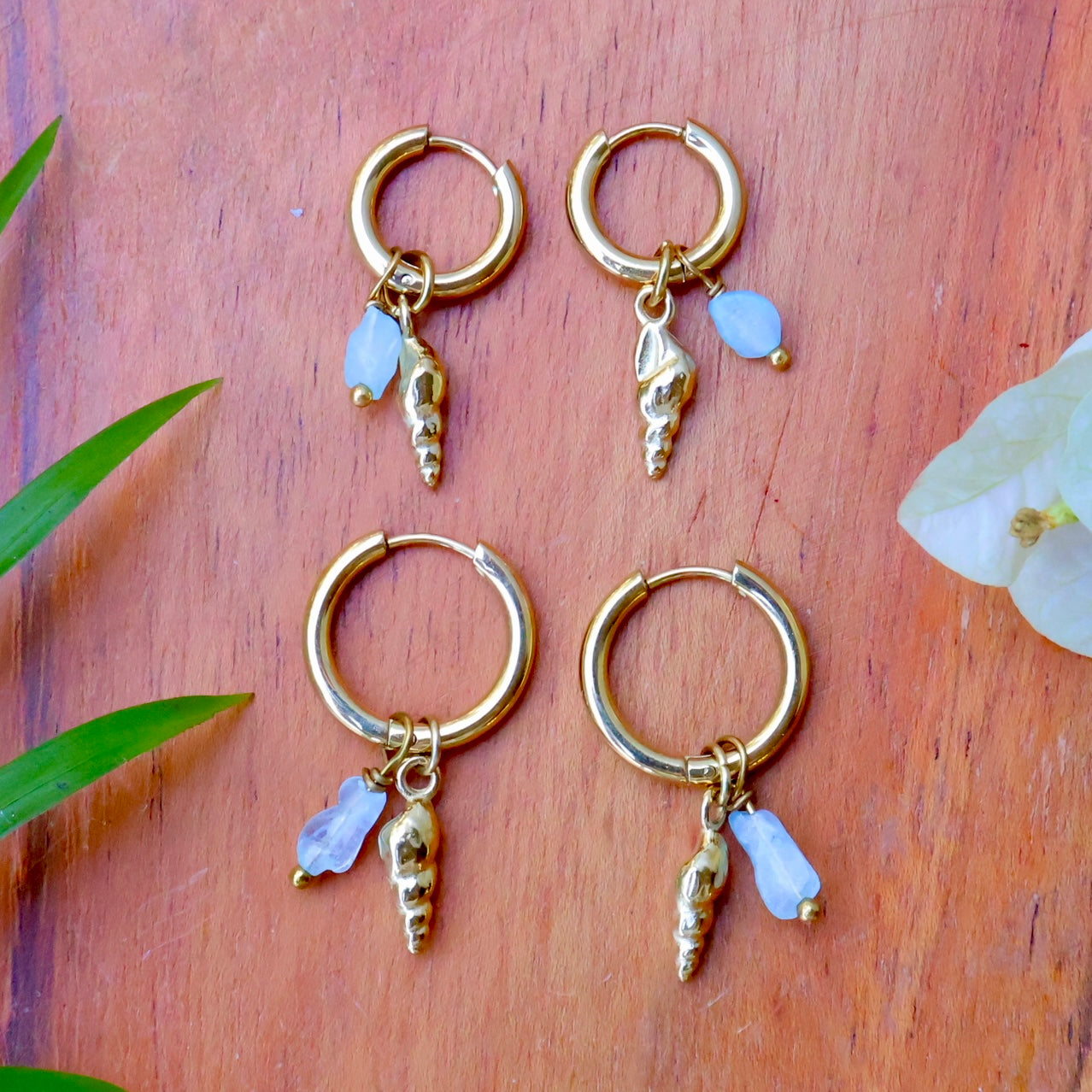 Worm Snail Shell Earrings - Aquamarine