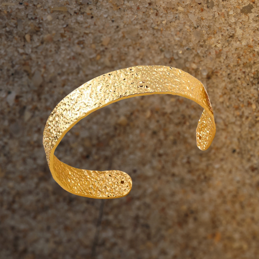 Arm Cuff Gold Tick