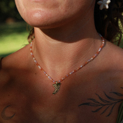 Surf Fin Daisy Flower - Gemstone Choker - Osealina Jewellery