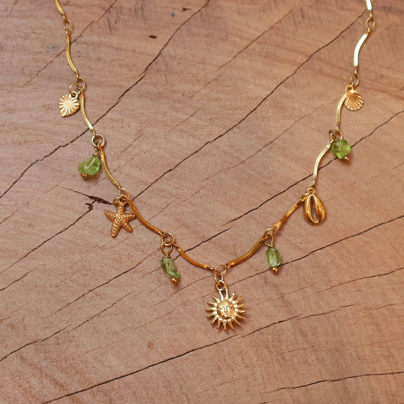 Multicharm Choker - Gold