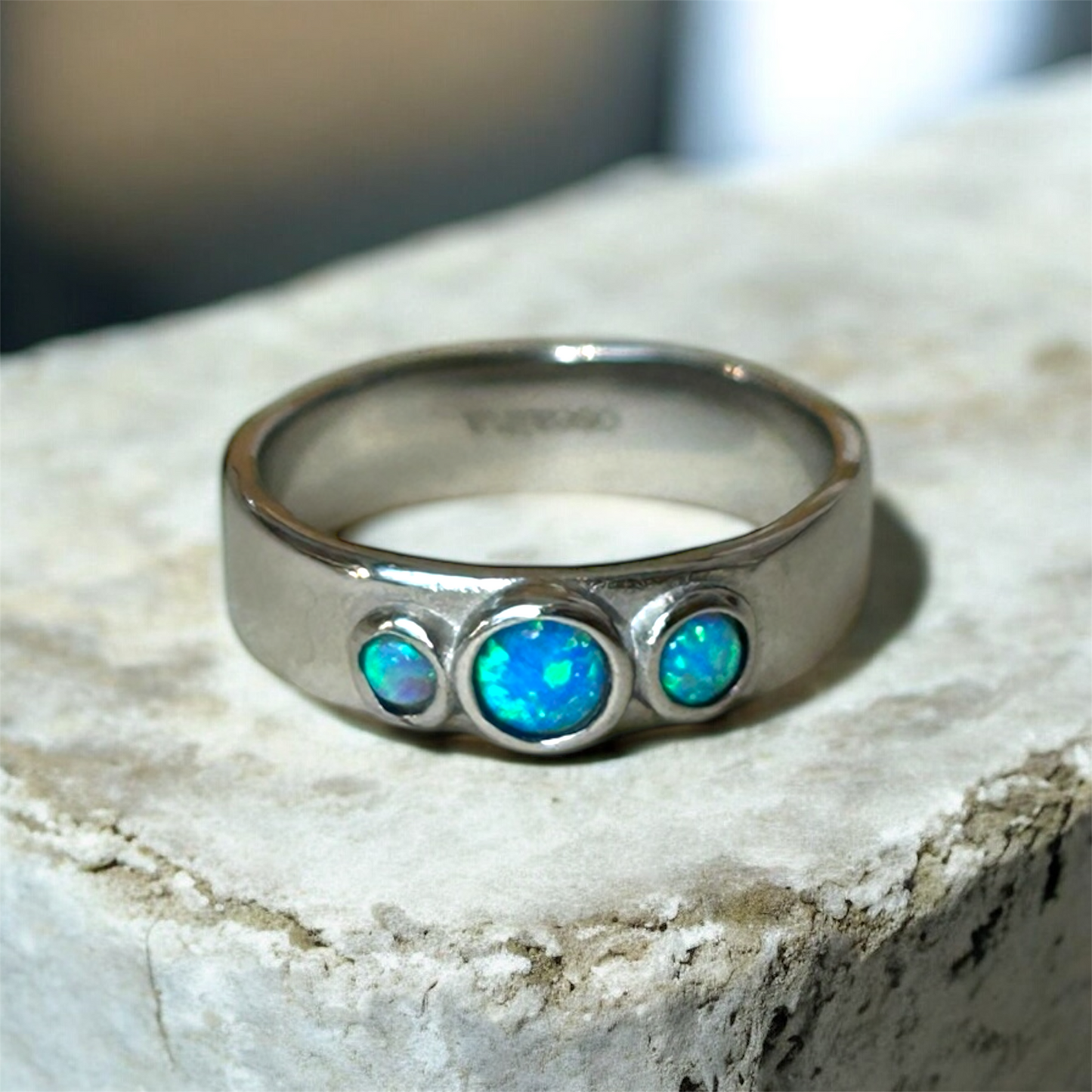 Opal Ring - Gold