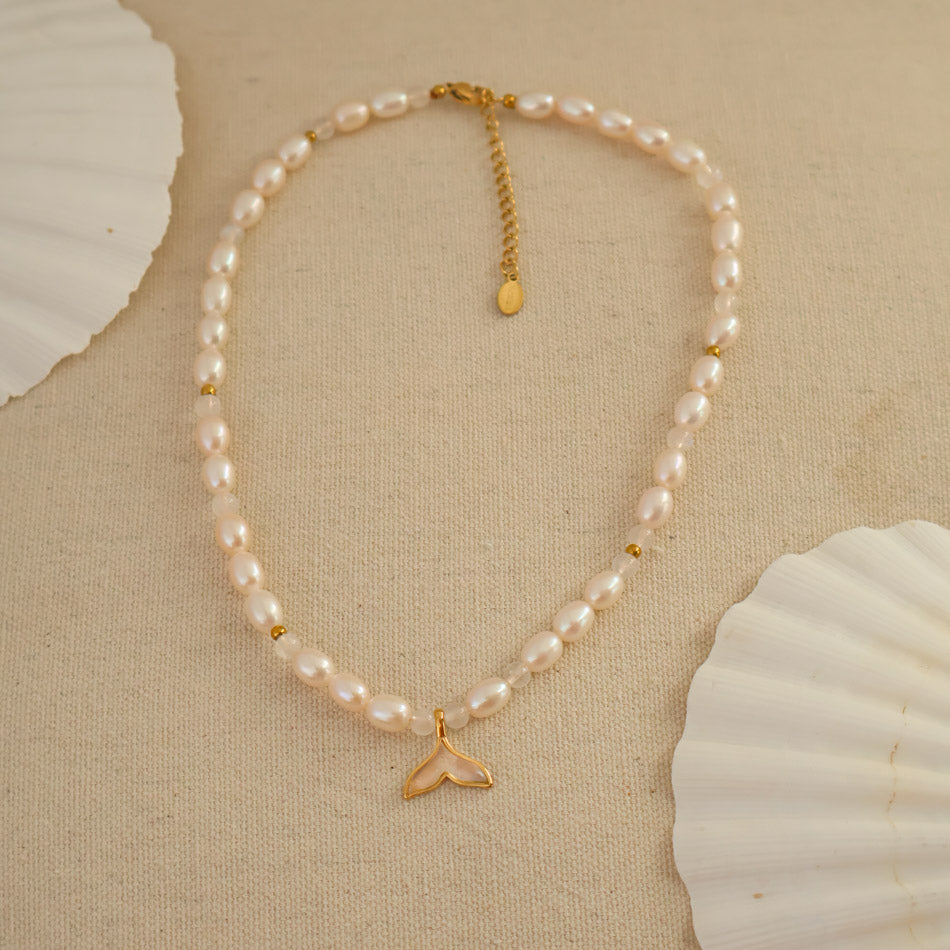 Whale Tale Necklace - Sweetwaterpearl & Moonstone