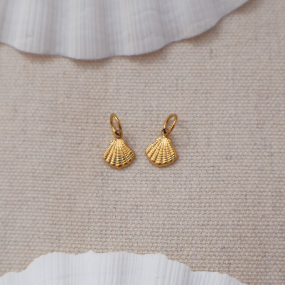 Scallop Shell - Charms only