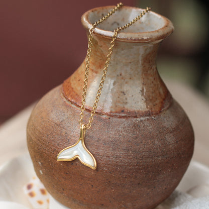 Golden Hours Necklace - Whale Tale