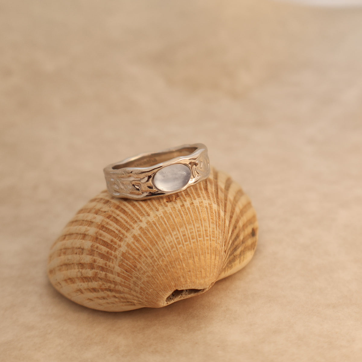 "The Moon" Ring