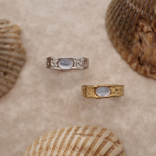 "The Moon" Ring