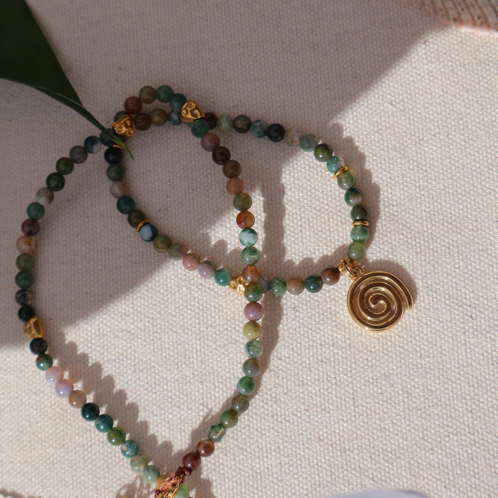 Indian Agate gemstone 