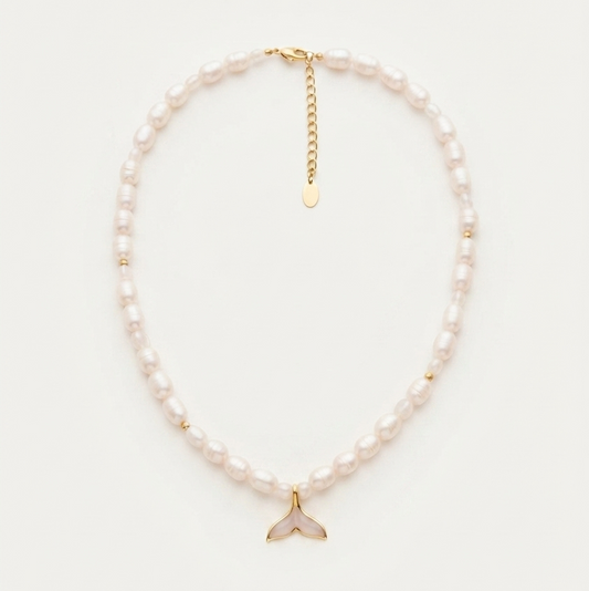 Whale Tale Necklace - Sweetwaterpearl & Moonstone